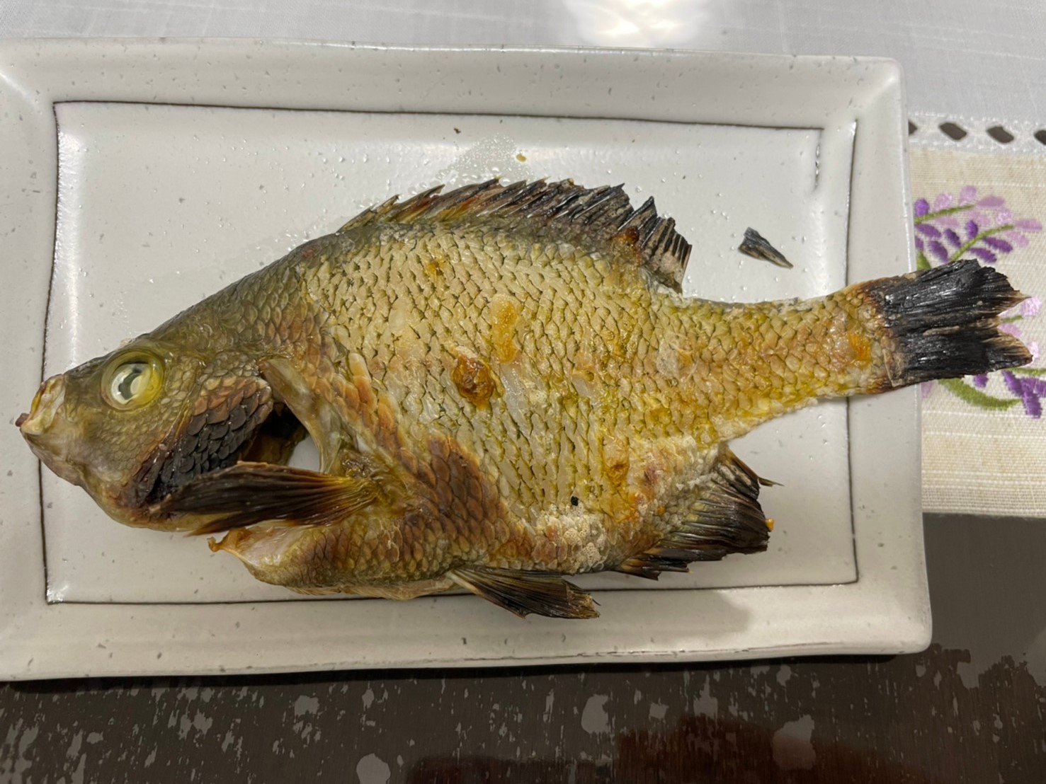 え 意外と旨い 川で釣ったブルーギルを食べた結果 なるフィッシュ